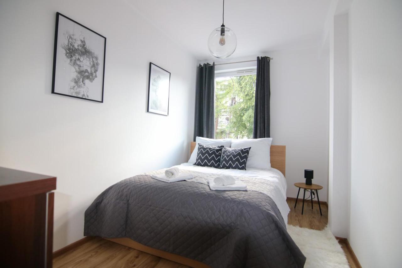 Apartment Dmk Near Warsaw-modlin Airport