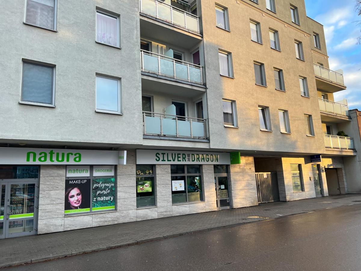 Dmk Near Warsaw-modlin Airport Apartment